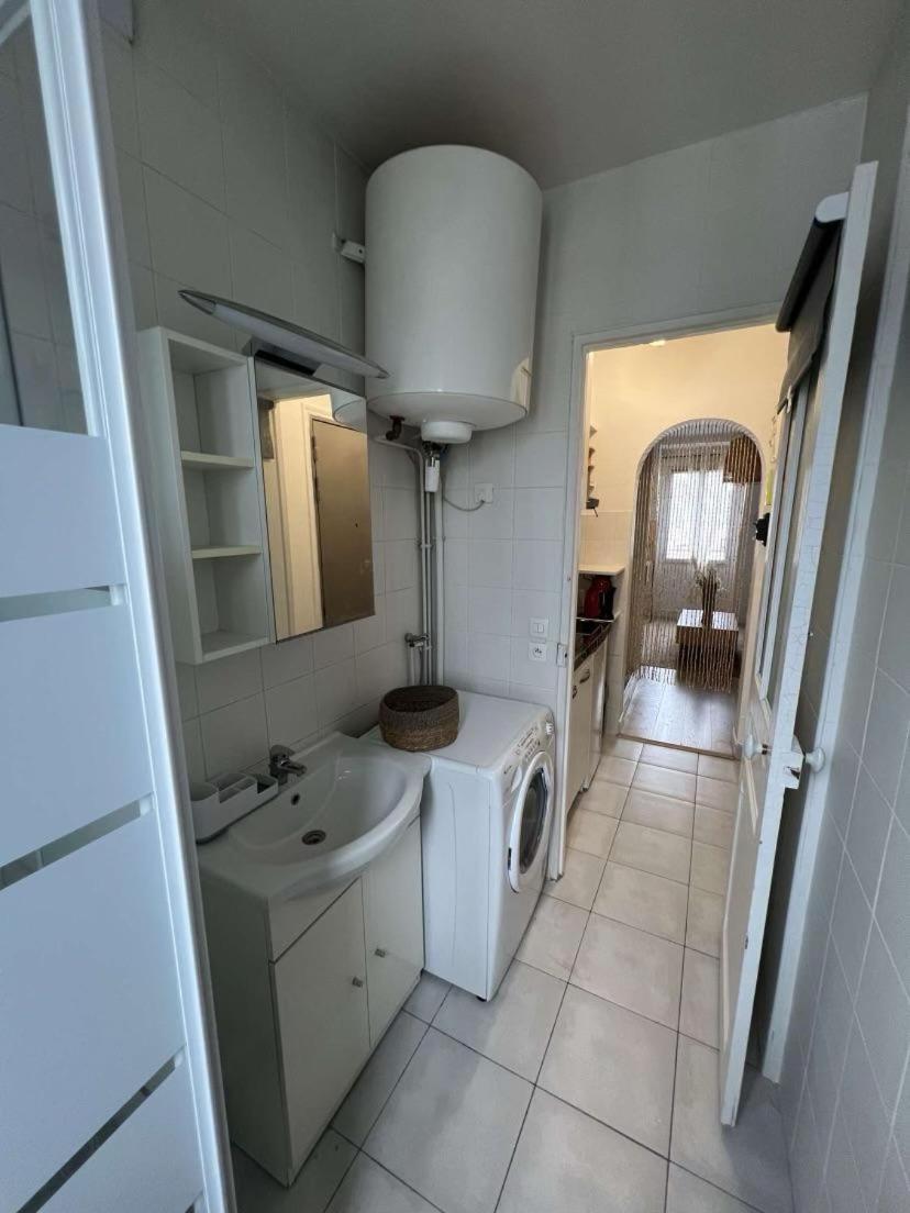 Charmant Appartement Aux Portes De Paris - 2Pax Saint-Ouen  Bagian luar foto